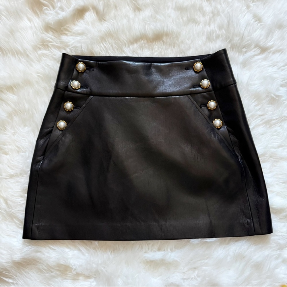 New ALICE + OLIVIA Donald High-Waisted Faux Vegan Leather Embellished Mini Skirt - Picture 13 of 16